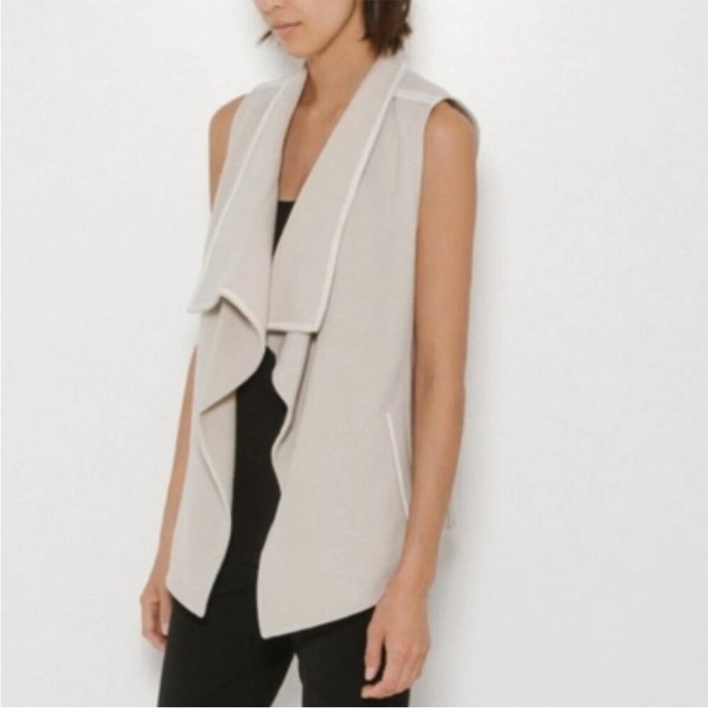 Vince Leather Collar Cream Drape Wool Blend Vest Size XS Contemporary Luxury